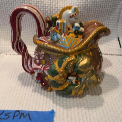 Portfolio Christmas Teapot