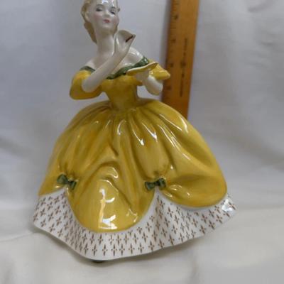 Royal Doulton Figurine - The Last Waltz
