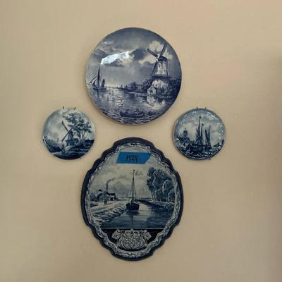 Beautiful Set Of 4 Decorative Nautical Plates