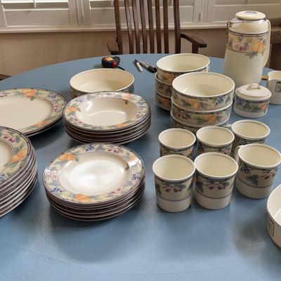 Complete Set Mikasa Intaglio Garden Harvest Dishware