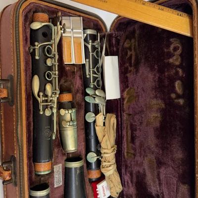 Selmer Clarinet In Case