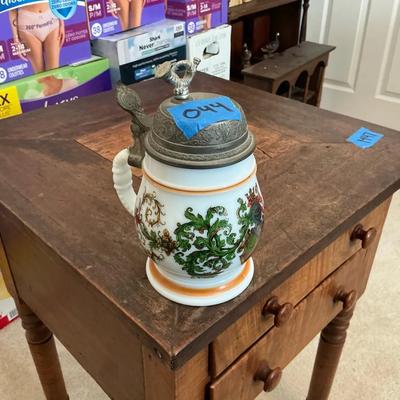 White Stein Mug Musical Box In Lid