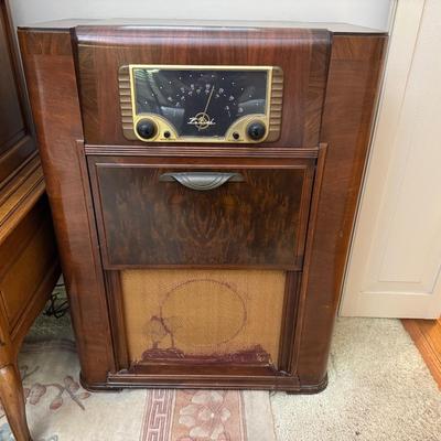 Zenith Tube Radio | Model 6R087 ZZ | Wood Cabinet with Dial & Speaker Grill