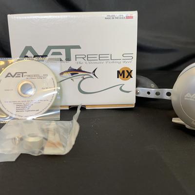 AVET MXL 6/4 MC Reel | SN#MXL6/4 MCR-00332 | Silver | Made in USA