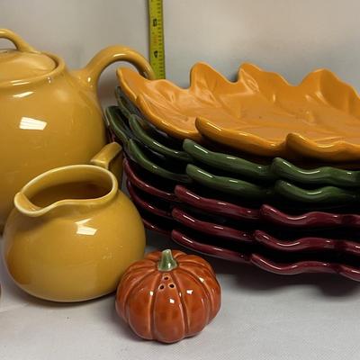Tea Pot, Leaf Dishes and Shakers