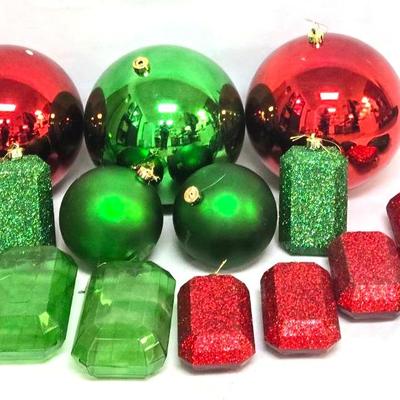 Red & Green Ornaments 