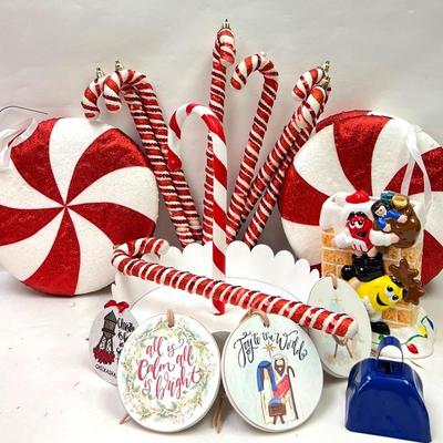 Vintage “M&M’s” Christmas Planter & Decor