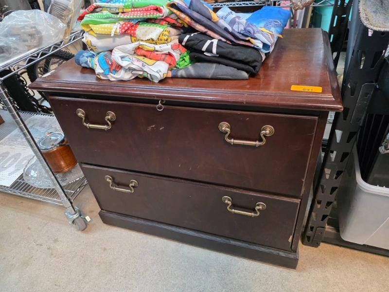 Sale Photo Thumbnail #391