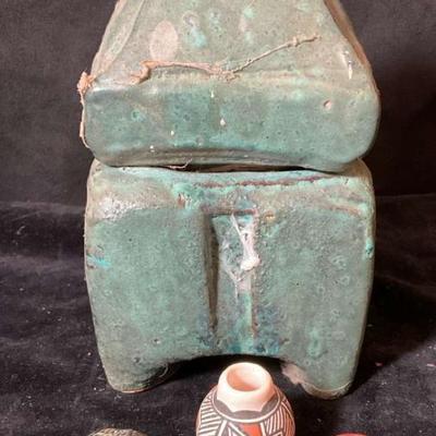 Acoma mini pot fetishes & ceramic lidded vessel