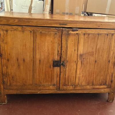 Primitive style cabinet
