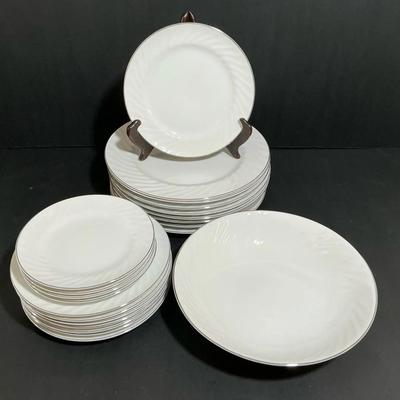 Fine “Seyei” Lorraine China, White With Silver Rim, 21 Pcs