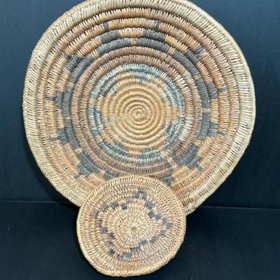Navajo Native American Woven Bowls, Vintage 2 Pcs