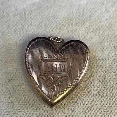 14k Gold Esemco Locket 