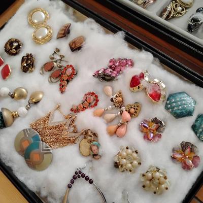 Sale Photo Thumbnail #94