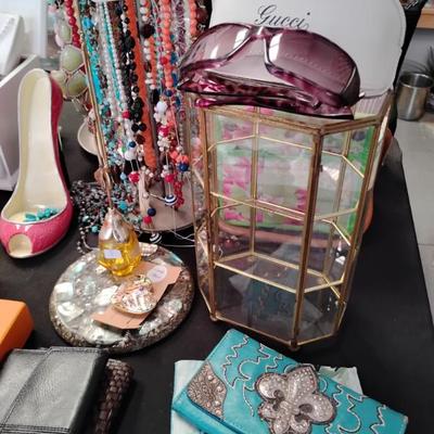 Sale Photo Thumbnail #81