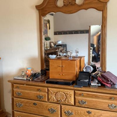 Sale Photo Thumbnail #11