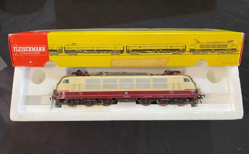 Sale Photo Thumbnail #18