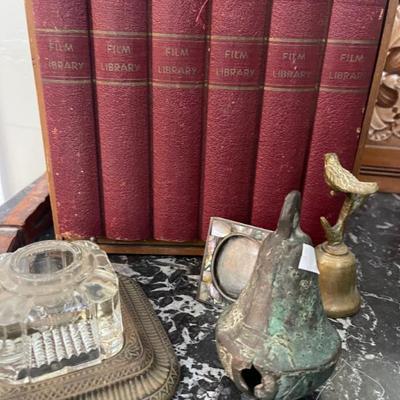 Sale Photo Thumbnail #49: Vintage pieces 