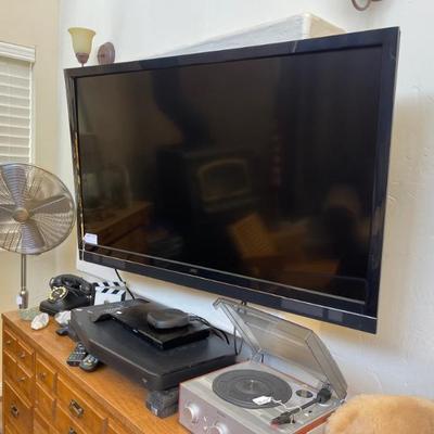 Sale Photo Thumbnail #166: Tv 