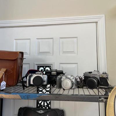 Sale Photo Thumbnail #68: Cameras 