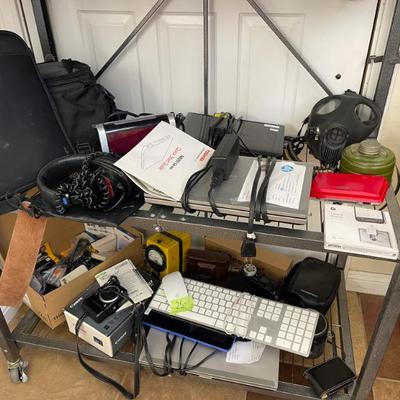 Sale Photo Thumbnail #67: Electronics 