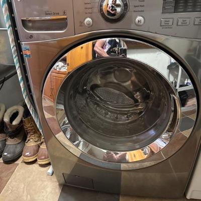 Sale Photo Thumbnail #102: Front load newer washer 