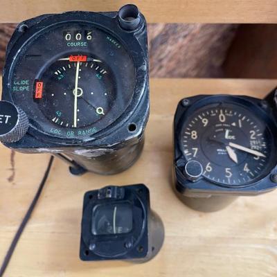 Sale Photo Thumbnail #167: Indicators 