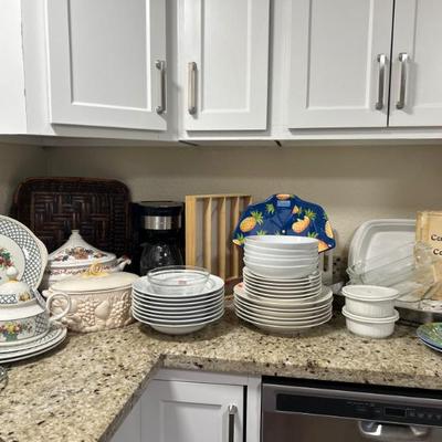 Sale Photo Thumbnail #91: Kitchen 