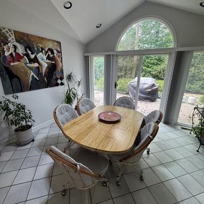 Kitchen Table and Swivel Chairs