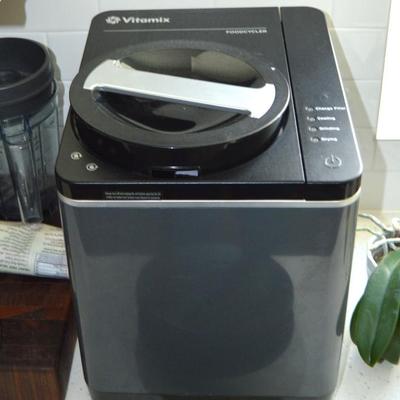 Sale Photo Thumbnail #195: Composter 