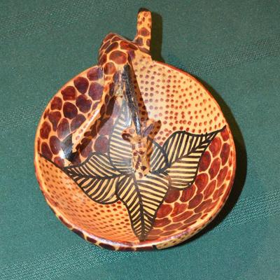 Sale Photo Thumbnail #266: Giraffe Bowl 