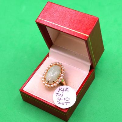 Sale Photo Thumbnail #424: 14k Jade Ring 