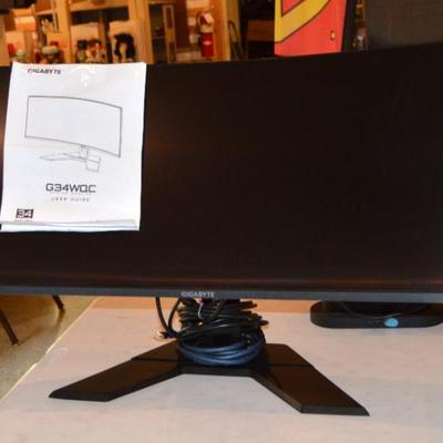 Sale Photo Thumbnail #242: Curved Monitor 