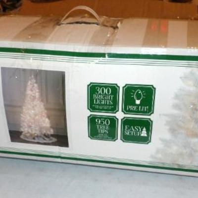 Sale Photo Thumbnail #401: White Christmas Tree 