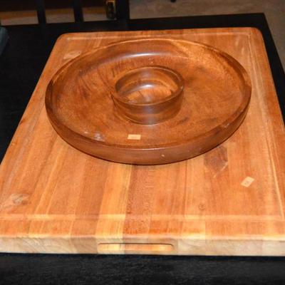 Sale Photo Thumbnail #306: Nice Cutting Board 