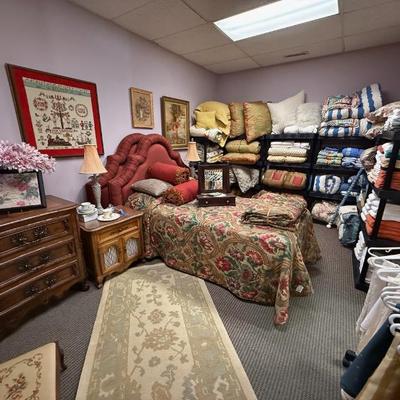 Sale Photo Thumbnail #158