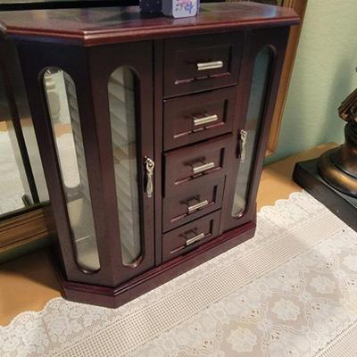 Sale Photo Thumbnail #170