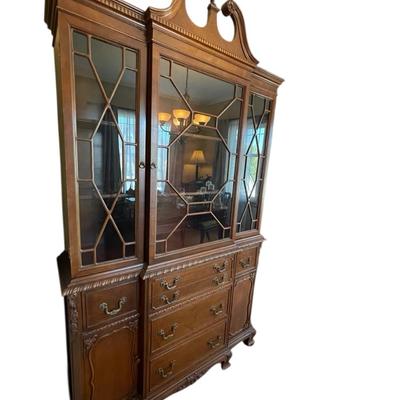 Vintage Bernhardt China Cabinet