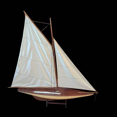 Large Vintage Pond Yacht
