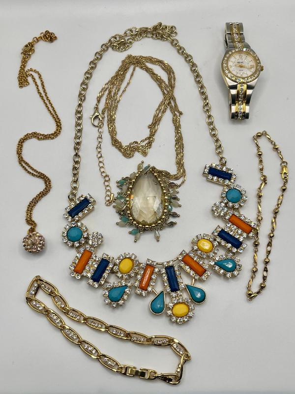 Sale Photo Thumbnail #155