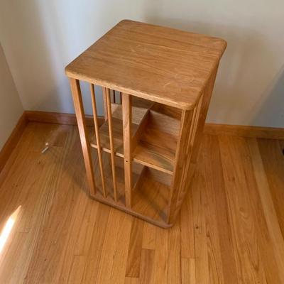 Sale Photo Thumbnail #33: Oak revolving bookcase