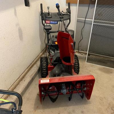 Sale Photo Thumbnail #2: Toro snowblower, never used, as new.