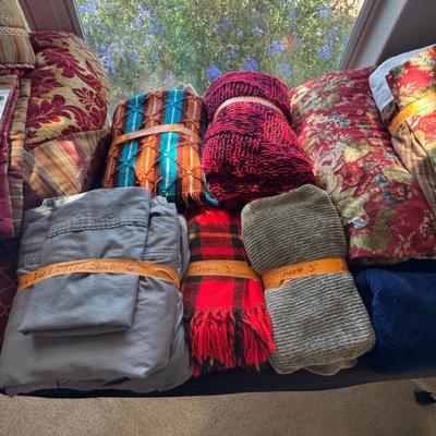 Sale Photo Thumbnail #189
