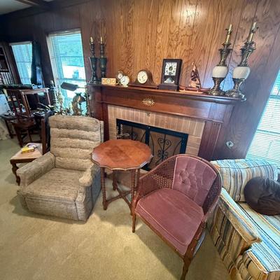 Sale Photo Thumbnail #105