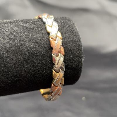 Tri-Color Gold 10k Interlocking Link Design Bracelet | Total Weight 7.48g