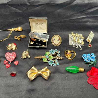 Vintage & Costume Brooch Lot #2 | Enamel, Figural, Cameo & Novelty Pins