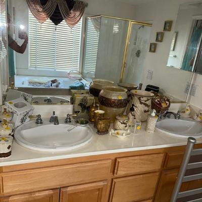Sale Photo Thumbnail #95