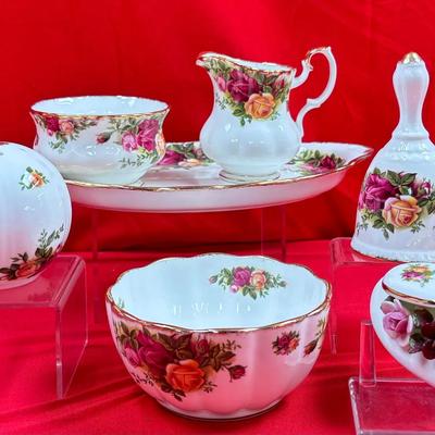 Royal Albert Old Country Roses Collection