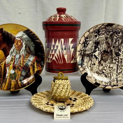 B.Kanumo Navajo USA Jar, Plate Art, Tohono O'odham Necklace & More! 