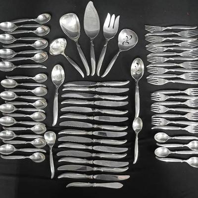 Stainless Steel Flatware Set – Scroll Handle Pattern